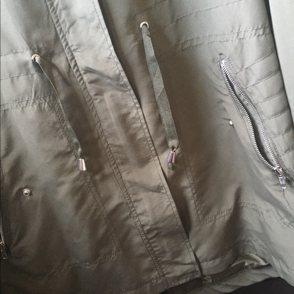 Green Long Jacket - Picture 6 of 8